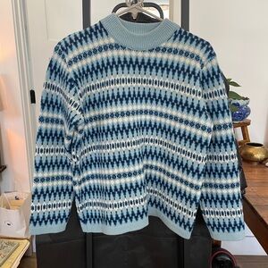 VINTAGE Hand Knit Norwegian 100% Virgin Wool Sweater
